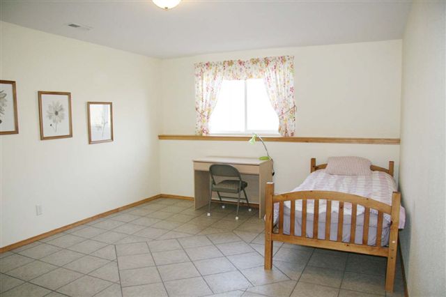 3225  N Campbell Rd - Photo 7