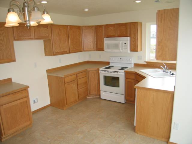 731  E CARRIE Dr - Photo 3