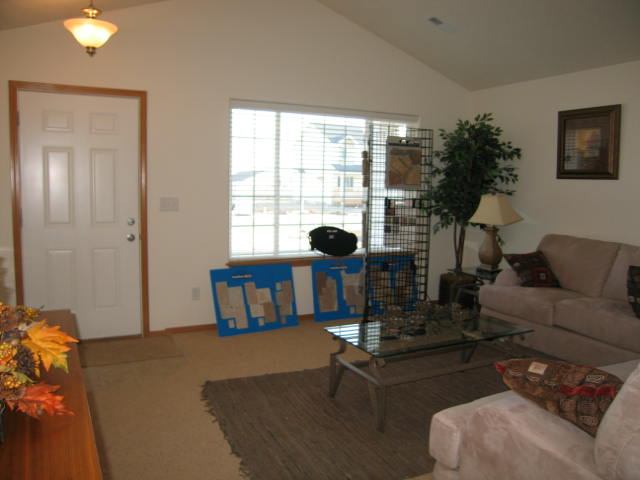 731  E CARRIE Dr - Photo 4