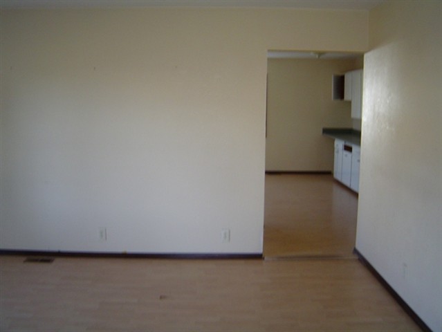 17619  E Cowley Ave - Photo 3