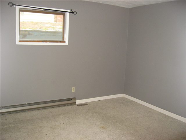 8223  N Howard - Photo 5