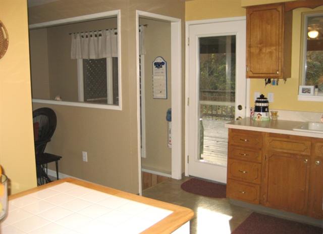 3704  E 12th Ave - Photo 4