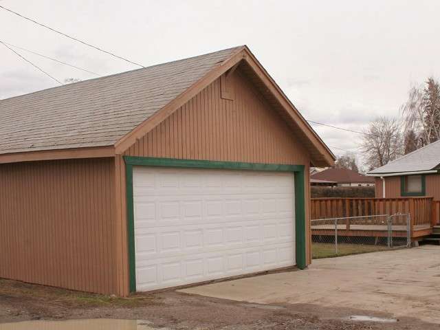 1719  E QUEEN - Photo 7