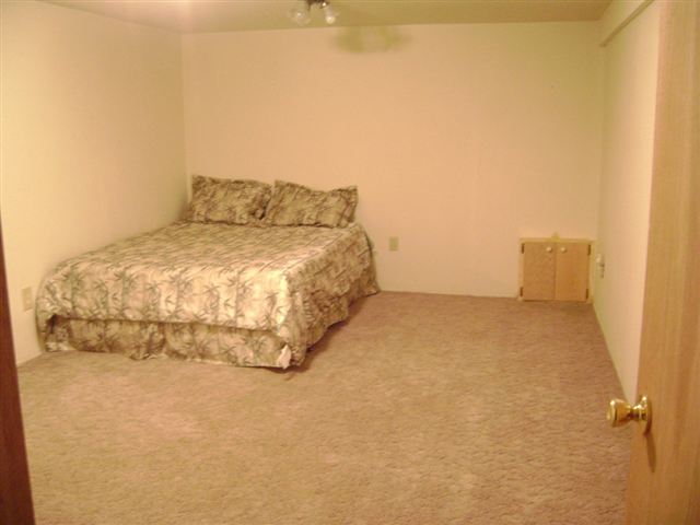 2217  W Olympic - Photo 7