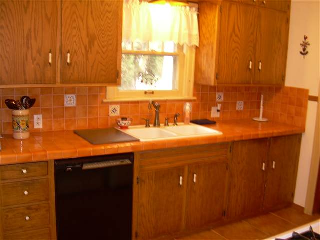 1404  E 17th Ave - Photo 5