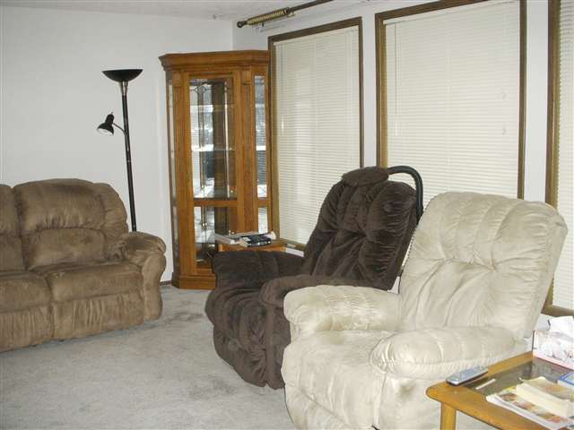 23720  E Sprague - Photo 3