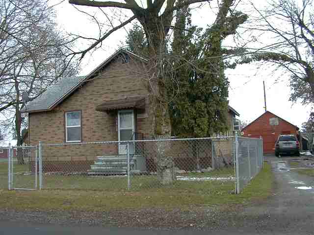 11712  E EMPIRE - Photo 3