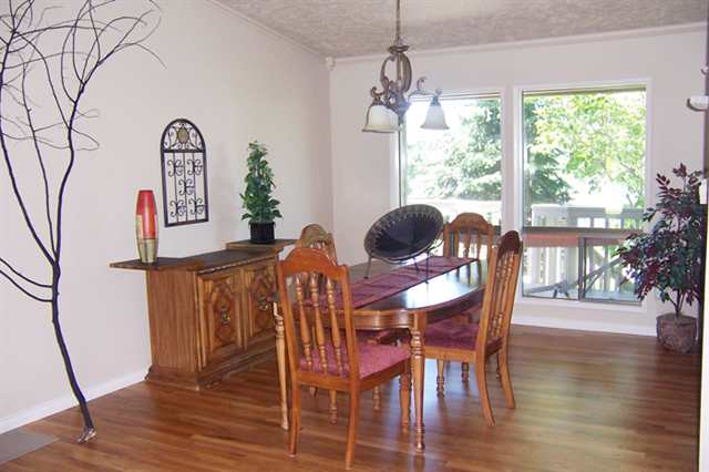 1802  S Carnahan Rd - Photo 4