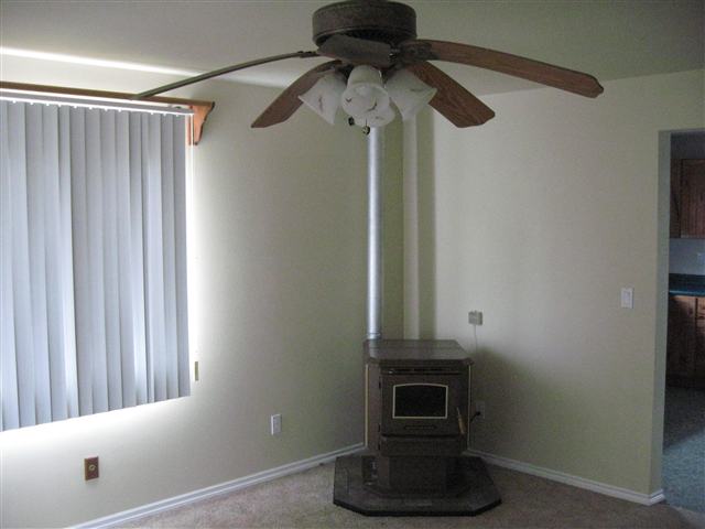 4310  N Herald St - Photo 4