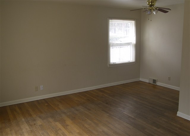 1415 E Thurston - Photo 2