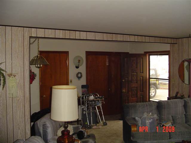 1028  E BROAD - Photo 8