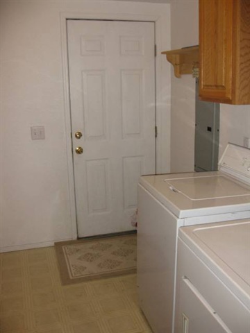 420  W Railroad Ave - Photo 9