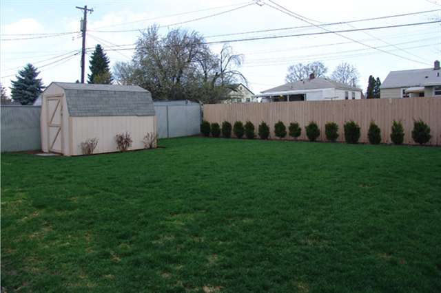 2223  E Lacrosse - Photo 9