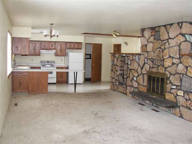 404  W FIR - Photo 4