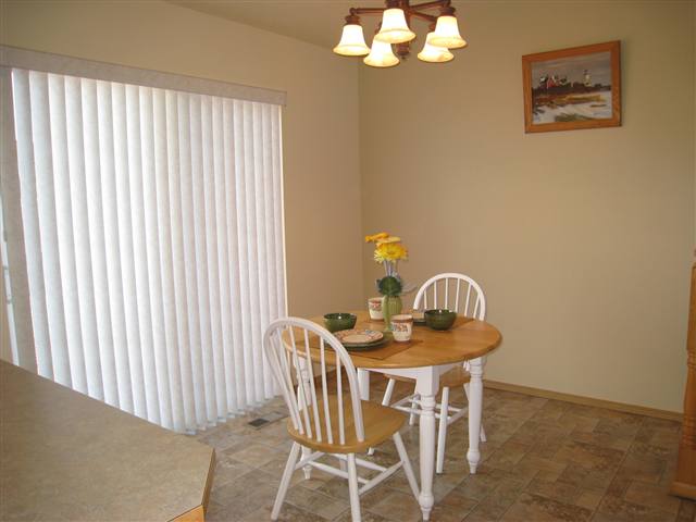 19004  E Shannon Ln - Photo 4
