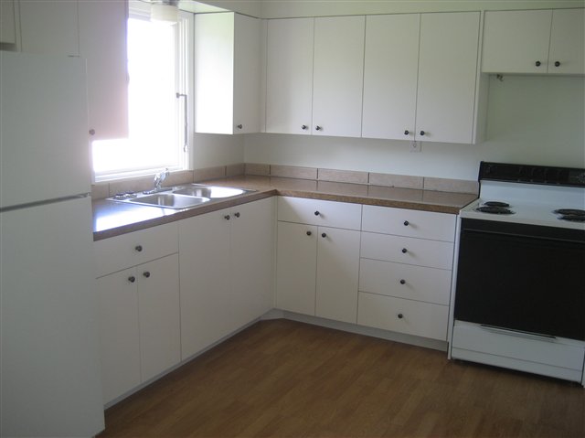 2817  E 38TH - Photo 4