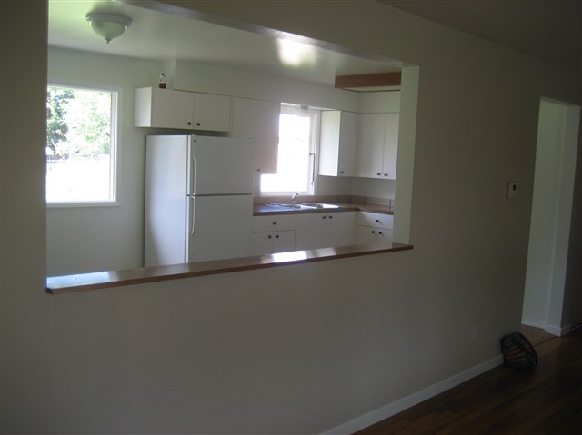 2817  E 38TH - Photo 5