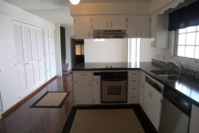 403  W 6th St - Photo 3