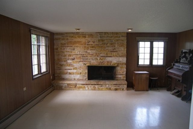 403  W 6th St - Photo 7