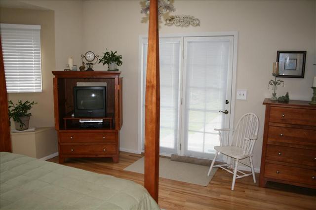 903  W Woodway - Photo 6