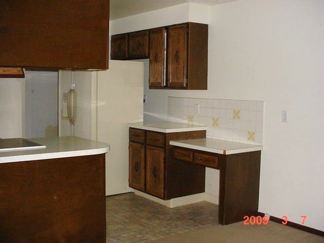 906  E WINCHESTER Ct - Photo 4