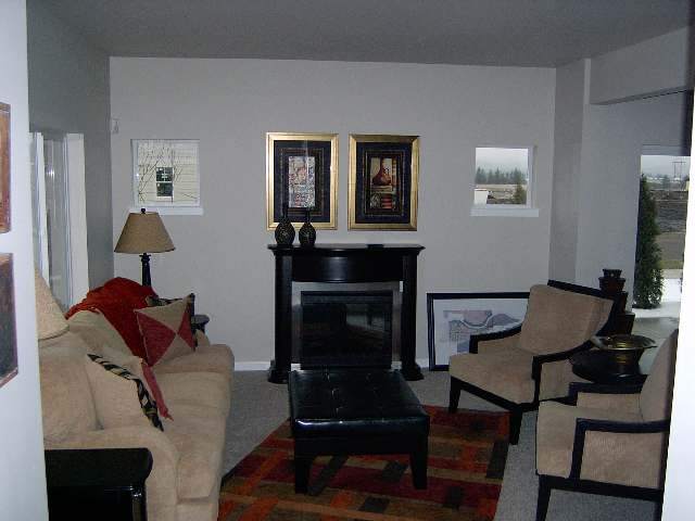 1630  N Holl Blvd - Photo 4