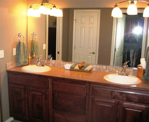 1513  E 56TH - Photo 9