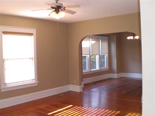 824  W JACKSON - Photo 5