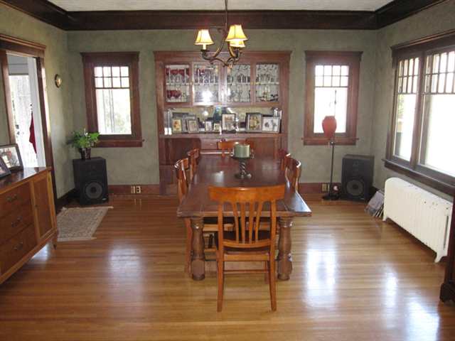 703  W 23RD - Photo 3