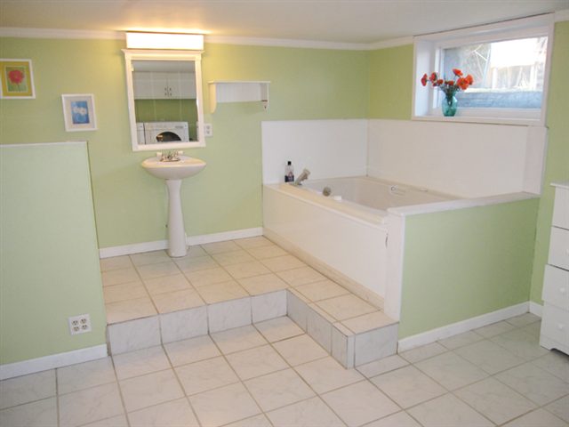703  W 23RD - Photo 8