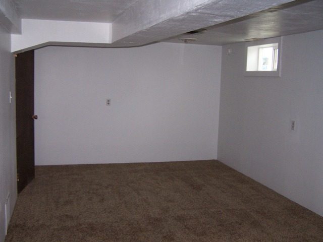 762  N Pine St - Photo 7