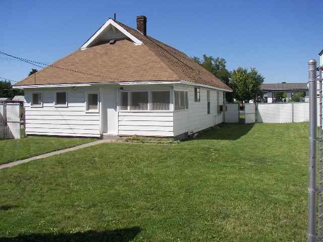 3018  E NEBRASKA - Photo 4