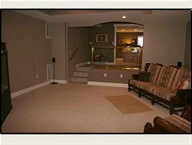 12033  N Riverwood Dr - Photo 8