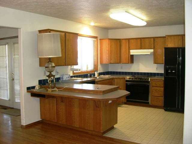 4103  E 34TH - Photo 4