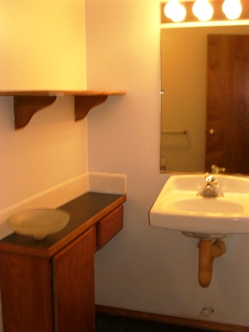 4103  E 34TH - Photo 6