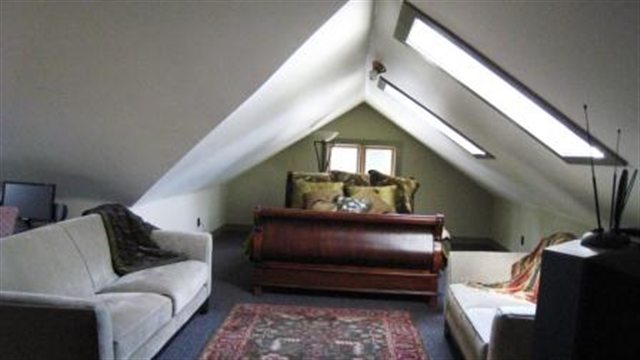 1211  E 16th - Photo 3