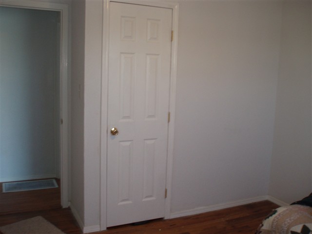 2114  E RICH - Photo 6