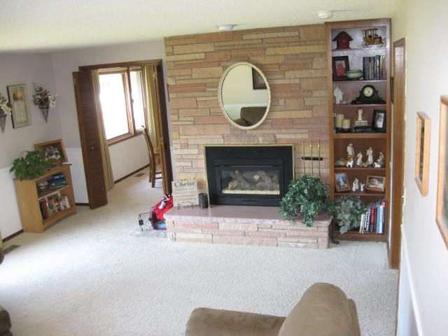 11821  N Normandie - Photo 3