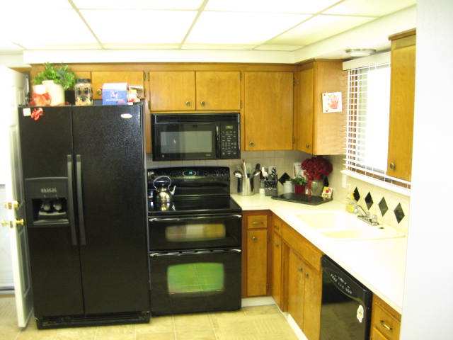 11821  N Normandie - Photo 4