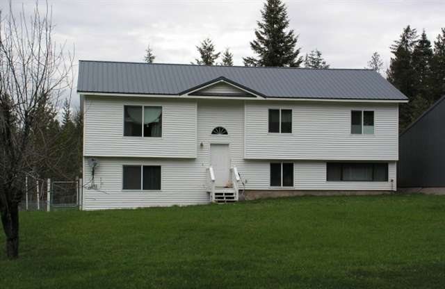432572 Hwy 20 - Photo 1