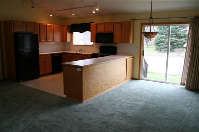 10103  E 15th - Photo 3