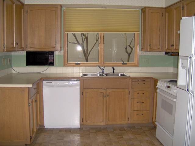 2905  S Howard St - Photo 3