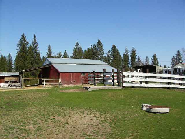 3327  E Woolard - Photo 3