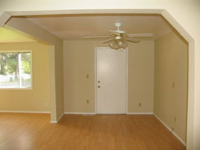 2619  E Garden Ave - Photo 6
