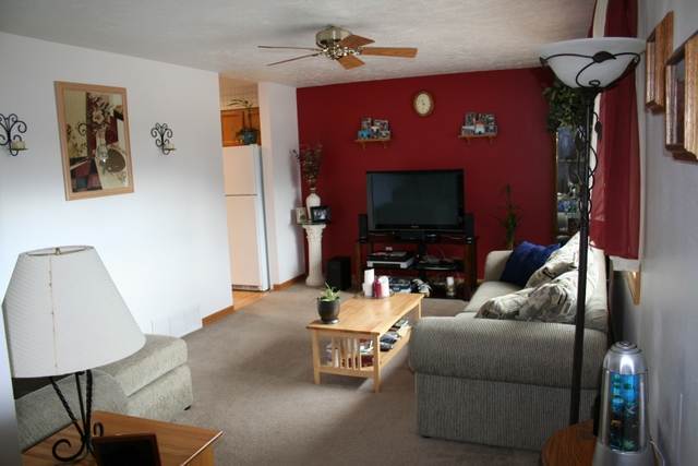 827 E Heroy Ave - Photo 2