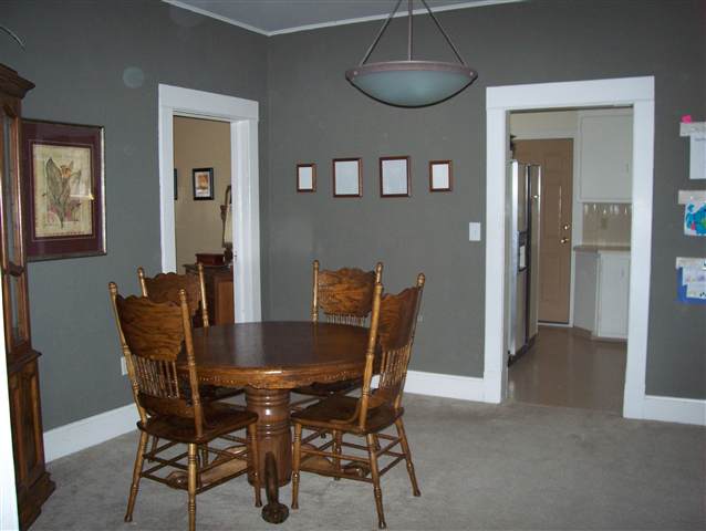 1520  W 11TH Ave - Photo 3