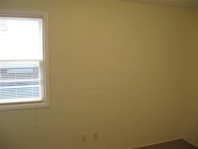 2418  E Rockwell - Photo 6