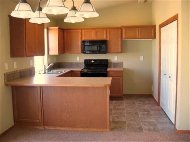 18112  N Astor - Photo 4