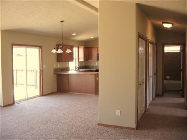 18112  N Astor - Photo 5