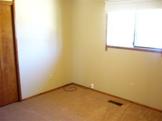 13925  E 21ST Ave - Photo 6